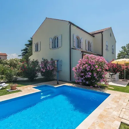 Bella Vista With Sea View Пореч