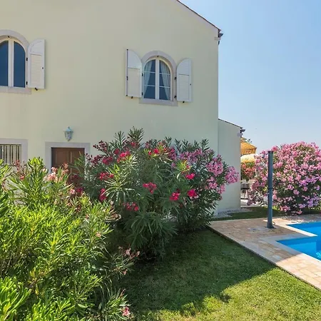 Bella Vista With Sea View Вилла