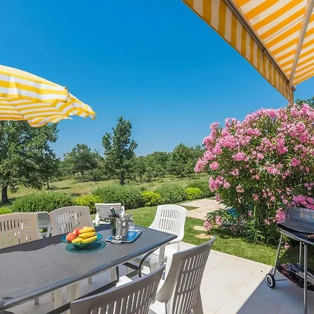 Bella Vista With Sea View Пореч